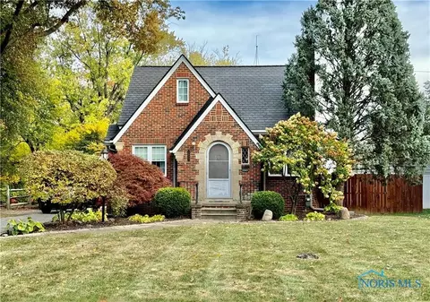 3827 Beechway Blvd, Toledo, OH 43614