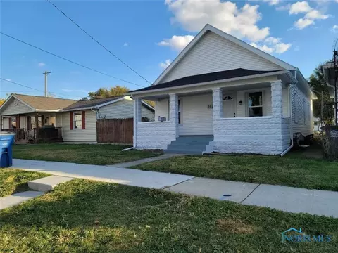 1614 Hirzel St, Toledo, OH 43605