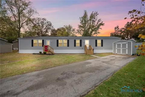 075 W Foxrun St, Holland, OH 43528