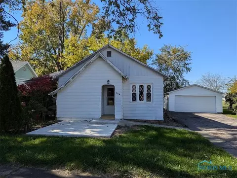 116 N Brayer St, Holgate, OH 43527