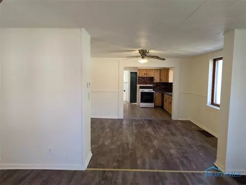 116 N Brayer St, Holgate, OH 43527 photo 5