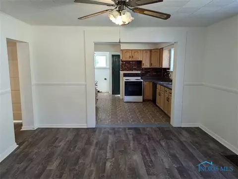 116 N Brayer St, Holgate, OH 43527 photo 10