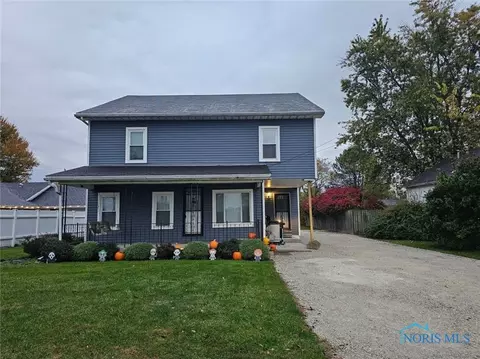 218 Forrest Ave, Pemberville, OH 43450