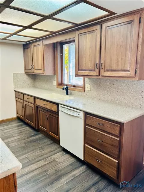307 N Main St, Antwerp, OH 45813 photo 8