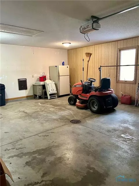 307 N Main St, Antwerp, OH 45813 photo 25