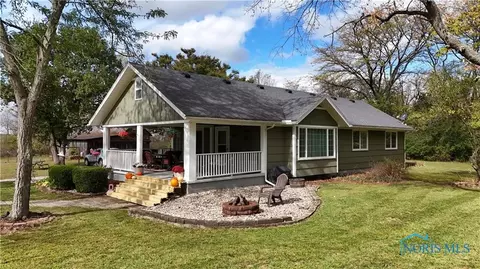 7710 Noward Rd, Waterville, OH 43566