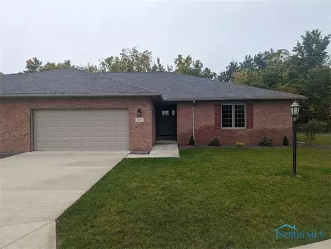 2431 Ken James Ct, Napoleon, OH 43545