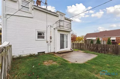 631 Robindale Ave, Oregon, OH 43616 photo 35