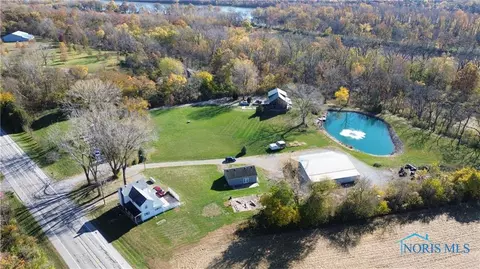 11435 S River Rd, Grand Rapids, OH 43522