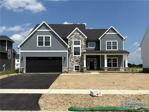 15 Hawthorne Xing, Perrysburg, OH 43551