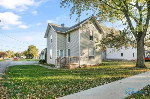 18560 Wall St, Tontogany, OH 43565