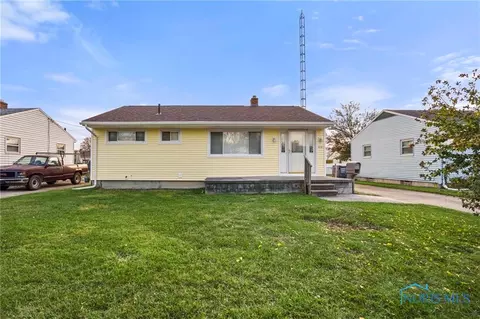 6036 321st St, Toledo, OH 43611