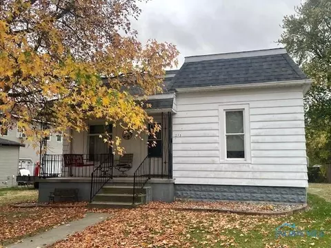215 N Bryan St, Hicksville, OH 43526