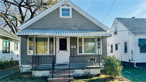 744 N University Ave, Toledo, OH 43607