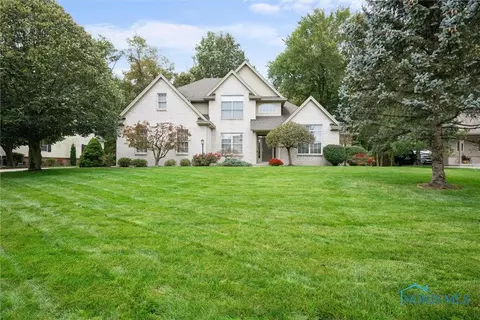 4664 Rhone Dr, Maumee, OH 43537