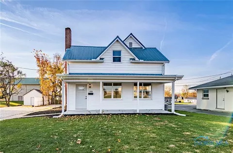 938 E Franklin St, Kenton, OH 43326