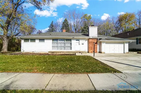 1054 Northville Dr, Toledo, OH 43612