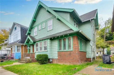 541 Colonial Ct, Toledo, OH 43620