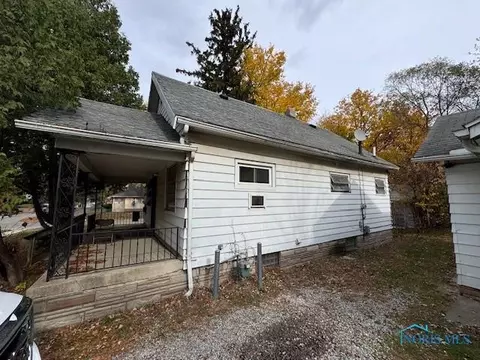 1024 Coventry Ave, Toledo, OH 43607 photo 3
