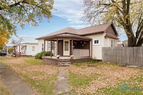 502 Robinson Ave, Kenton, OH 43326