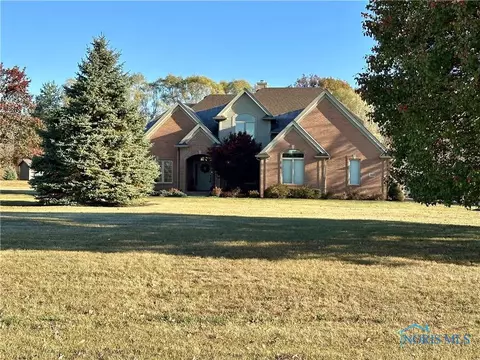 9122 Pierce Dr, Findlay, OH 45840