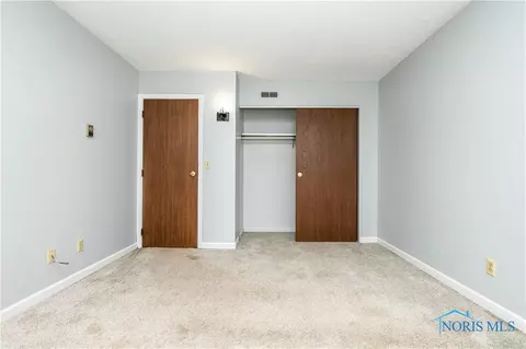 1110 Colonial Ln, Bryan, OH 43506 photo 27