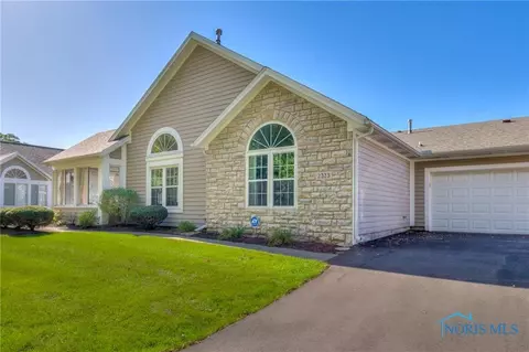 2323 Oaks Edge Dr #8-2323, Toledo, OH 43617
