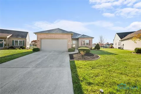 7049 Nautica Ct, Maumee, OH 43537