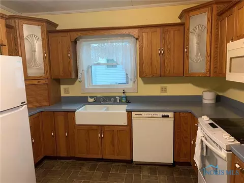 206 S Main St, Rawson, OH 45881 photo 18