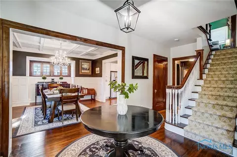 2114 Shenandoah Rd, Toledo, OH 43607 photo 6
