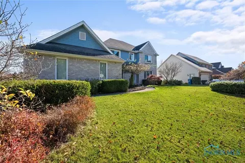 3059 Estuary Pl, Maumee, OH 43537