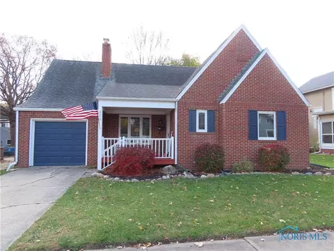 211 W Maple St, Bryan, OH 43506