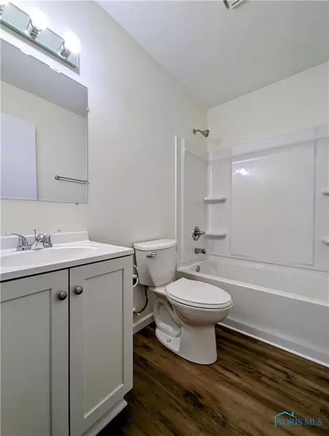 630 E South St, Bryan, OH 43506 photo 11