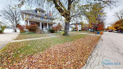 1102 Buckland Ave, Fremont, OH 43420