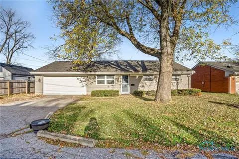 920 N High St, Maumee, OH 43537