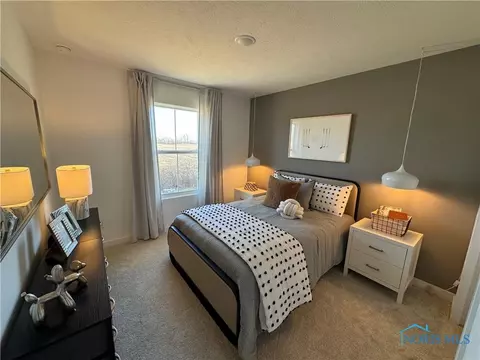 3028 Nautical Ln, Oregon, OH 43616 photo 5
