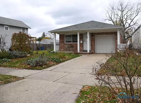 917 Geneva Ave, Toledo, OH 43609