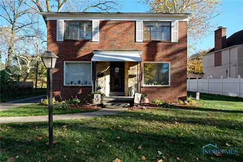 1617 Watova Rd, Toledo, OH 43614