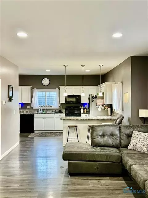 440 W Main St, Deshler, OH 43516 photo 5