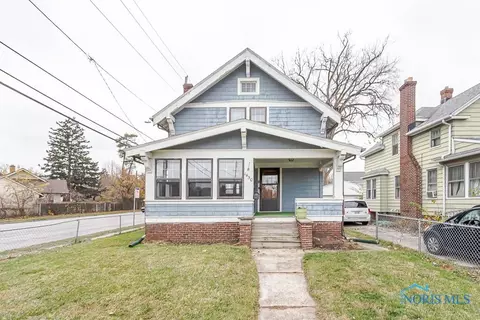 1450 Glenview Rd, Toledo, OH 43614