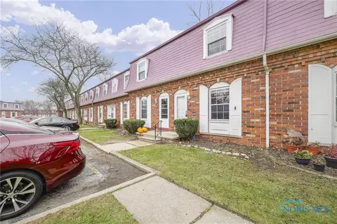 3217 Glanzman Rd #11, Toledo, OH 43614