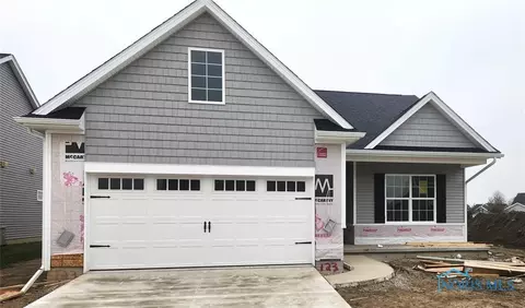 2447 Cross Ridge Rd, Perrysburg, OH 43551