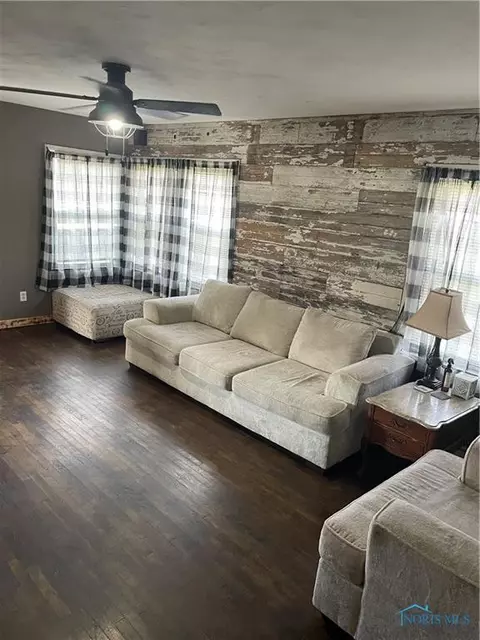 749 Emerald Rd, Paulding, OH 45879 photo 5