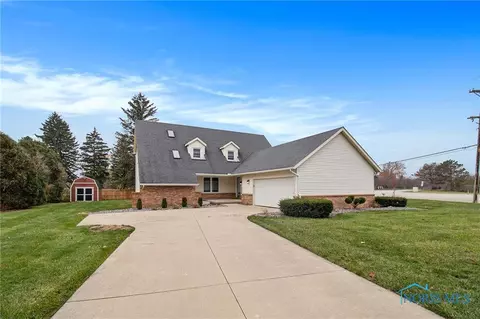 600 Ashbury Dr, Perrysburg, OH 43551