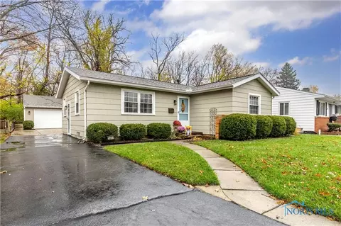 3544 Cedardale Ct, Toledo, OH 43623