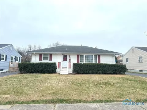 425 Clifton Ave, Findlay, OH 45840