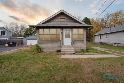 5258 Alexis Rd, Sylvania, OH 43560