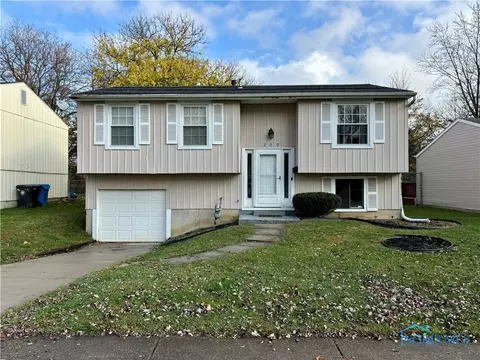 200 Kingswood Trail Dr, Toledo, OH 43615
