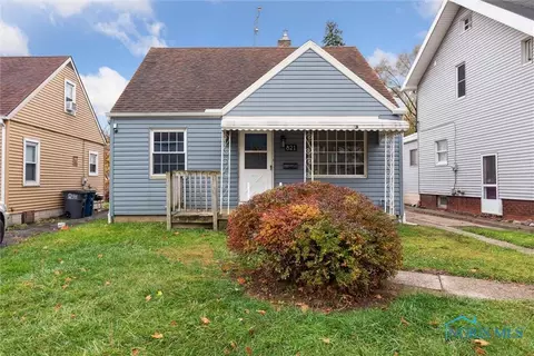 821 Alvison Rd, Toledo, OH 43612