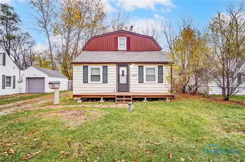 5422 Merriman Dr, Sylvania, OH 43560